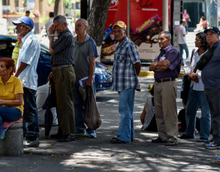 IVSS deposita primer mes de aguinaldos a pensionados
