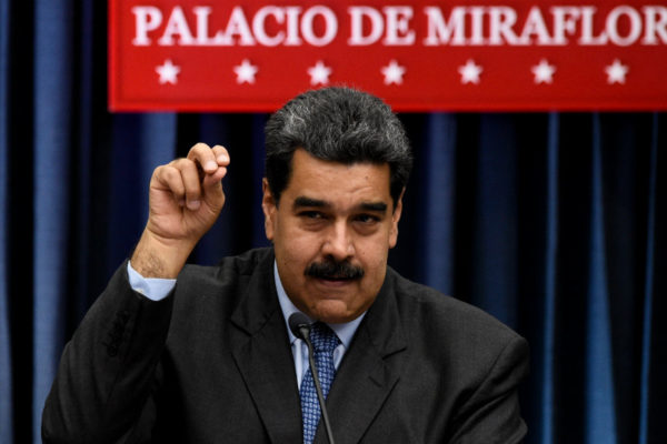 Maduro dice que China ha invertido más de $3.000 millones en sector petrolero nacional