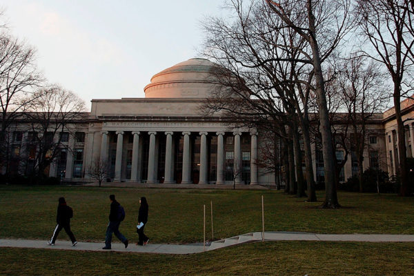 MIT anuncia universidad de inteligencia artificial por $1.000 millones