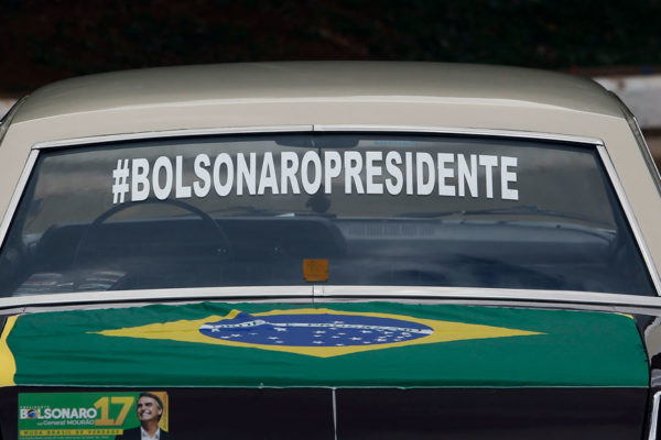 Optimismo sobre la economía brasileña sube tras elección de Bolsonaro