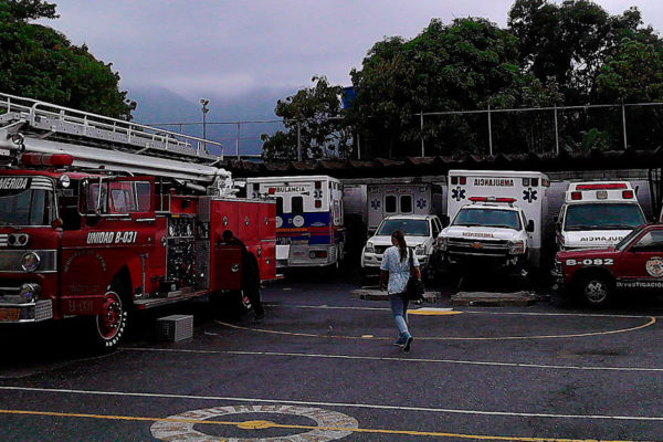 Liberan a bomberos detenidos por burlarse de Maduro