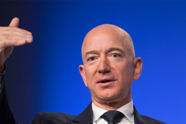 Jeff Bezos dejará la dirección ejecutiva de Amazon en manos de Andy Jassy
