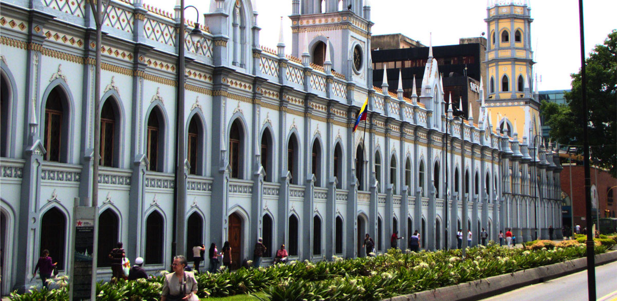 Academia de Medicina urge cooperación internacional y alerta sobre llegada de «productos experimentales» – bancaynegocios.com