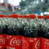 Coca-Cola HBC compra empresa serbia de galletas y aperitivos por €260 millones