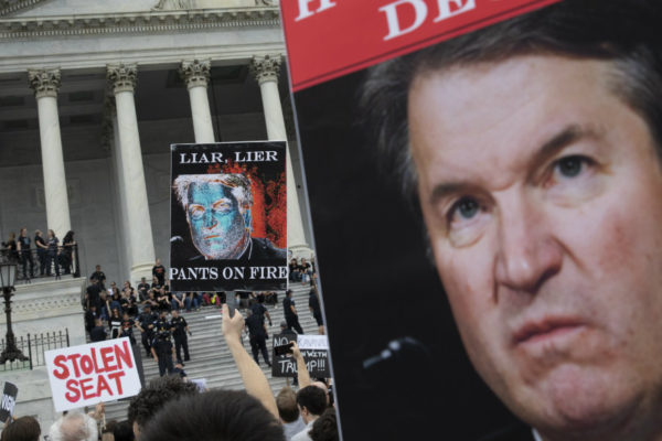 Senado de EEUU toca fondo con la disputa de Kavanaugh