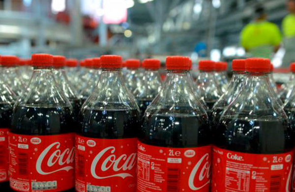 La SEC pone en duda 12.991 millones de dólares en activos de embotelladora Coca-Cola