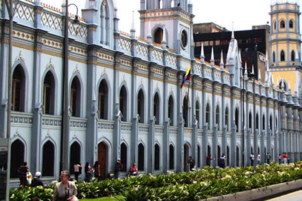 Las siete principales academias venezolanas exigen un Plan Nacional de Vacunación rápido y transparente