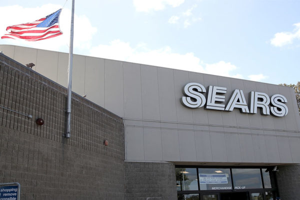 La cadena estadounidense de tiendas Sears se declaró en quiebra