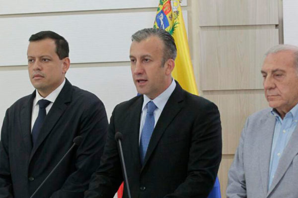 Tareck El Aissami de visita en Rusia para tratar crisis venezolana