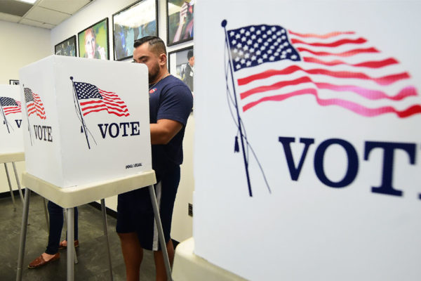 Republicanos denuncian fraude en Florida por recuento de votos
