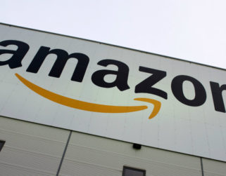 Trabajadores de Amazon rechazan crear su primer sindicato en Estados Unidos