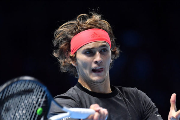 Zverev sorprende a Djokovic y gana el Masters