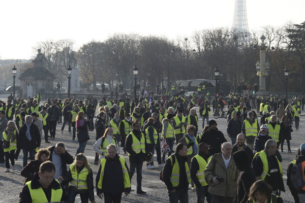 Miles de personas se manifiestan en Francia en el «regreso» de los «chalecos amarillos»