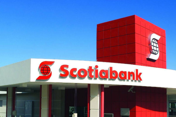 Scotiabank de Canadá reducirá un 3% su fuerza laboral en todo el mundo