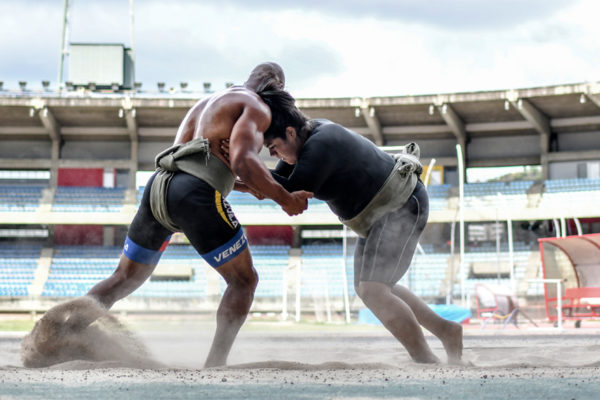 ¿Sumo en Venezuela? Otra lucha contra una pesada crisis