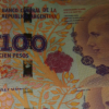 El peso argentino, la moneda «igual a un dólar» que hoy no vale medio centavo