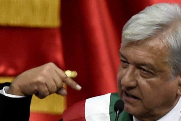 Juez mexicano ordena al gobierno de AMLO acciones contra COVID-19