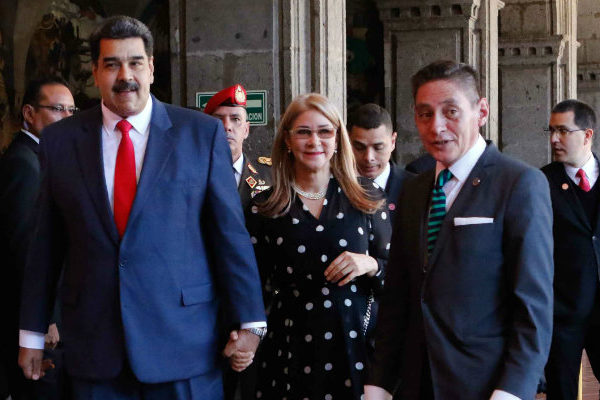 Maduro desestima el rechazo de legisladores mexicanos