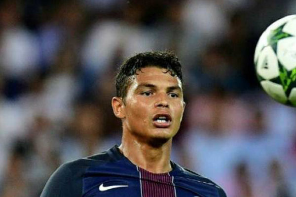 Roban en casa de Thiago Silva bienes por cientos de miles de euros