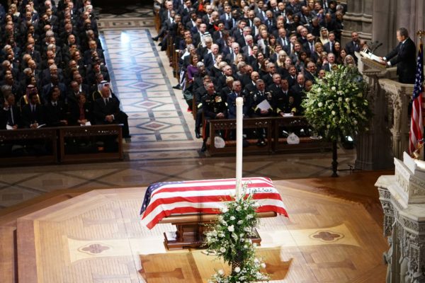 EEUU se une para dar un solemne adiós al expresidente George H. W. Bush