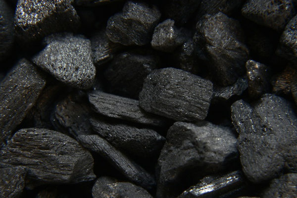 El carbón cae un 0,57% tras dispararse por veto de UE a importaciones rusas