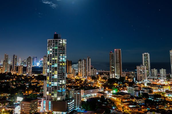 Panamá busca posicionarse como destino de inversión inmobiliaria frente a urbes como Miami