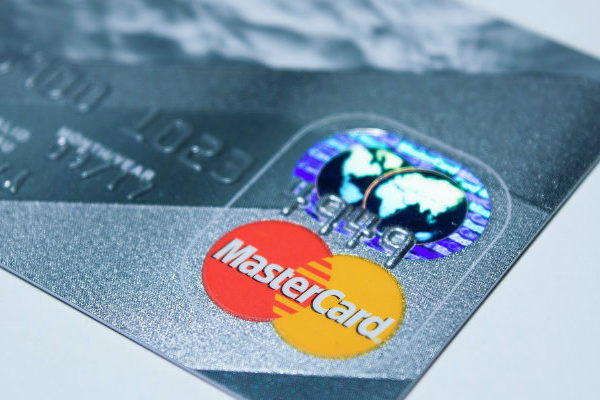 Mastercard se alía con cinco compañías para acelerar inclusión financiera en Latinoamérica