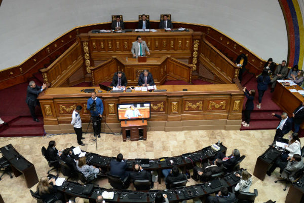 Diputados aprueban llevar Informe Bachelet sobre DDHH a Corte Penal Internacional