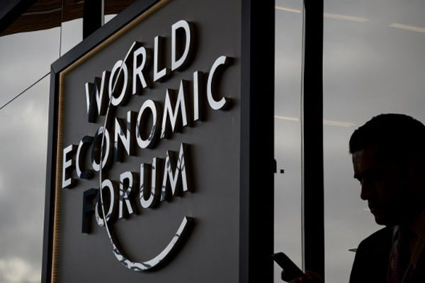 En Davos, la élite económica busca las claves de la felicidad