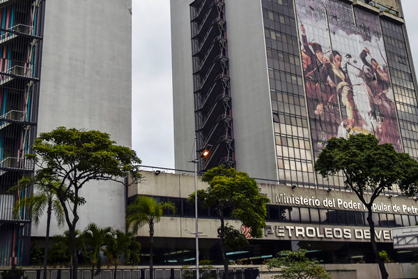 Suspendido arbitraje por deuda petrolera reclamada por Venezuela a Paraguay