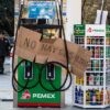 López Obrador pide no entrar en pánico ante la escasez de gasolina en México