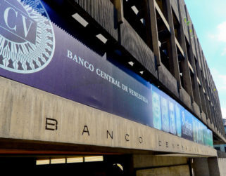 Banca tiene inmovilizados Bs.47,96 billones en encaje mientras el crédito sigue restringido
