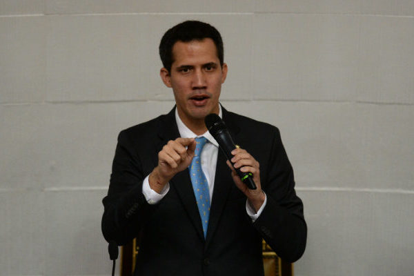 Guaidó convoca a manifestaciones para protestar por apagón