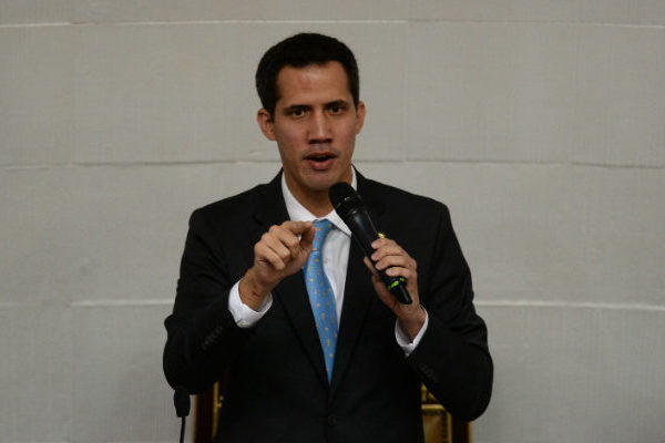Guaidó desconoce la inhabilitación que le impuso la Contraloría venezolana