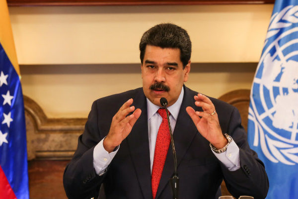 Maduro dispuesto a convocar legislativas anticipadas, pero no presidenciales