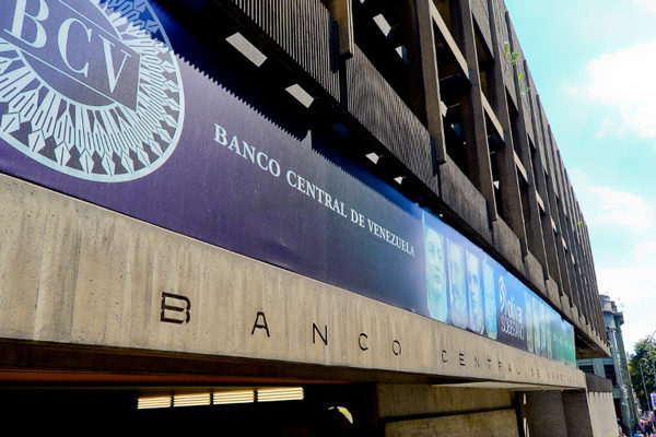 BCV elimina penalización indexada al dólar oficial por incumplimiento de encaje legal