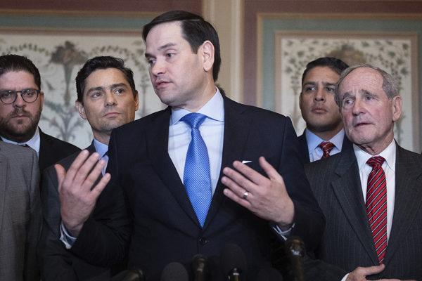 Senador Marco Rubio advierte a Biden: ´quienes negocian con Maduro se desprestigian´