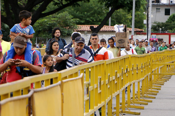 Cifra de venezolanos en Colombia desciende por primera vez en cinco años