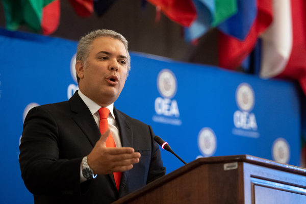 Duque exhorta en la OEA a estrechar el cerco diplomático contra Maduro