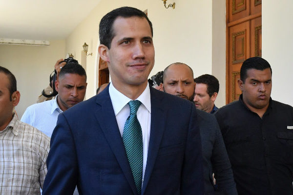 Japón reconoce a Guaidó como presidente interino de Venezuela