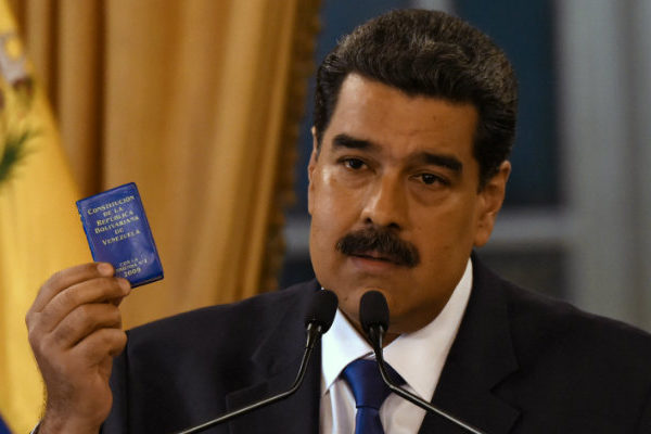 Maduro pide diálogo pero convoca ejercicios cívico-militares para el 24 de julio