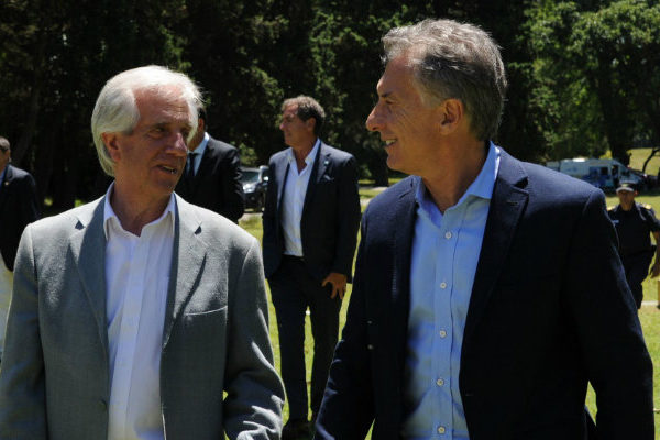 Presidentes de Uruguay y Argentina llaman a elecciones libres en Venezuela