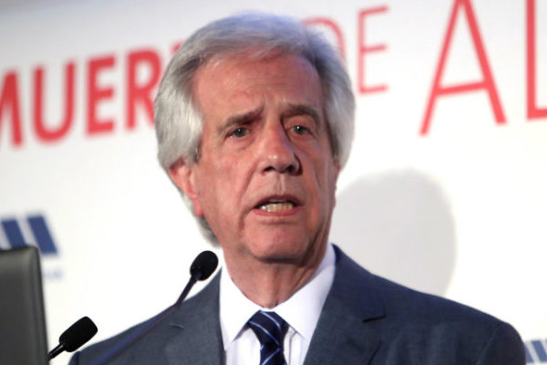 El presidente de Uruguay, Tabaré Vázquez, tiene cáncer de pulmón