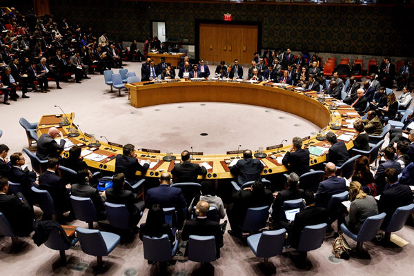 Funcionarios de la ONU insisten en solución negociada para Venezuela
