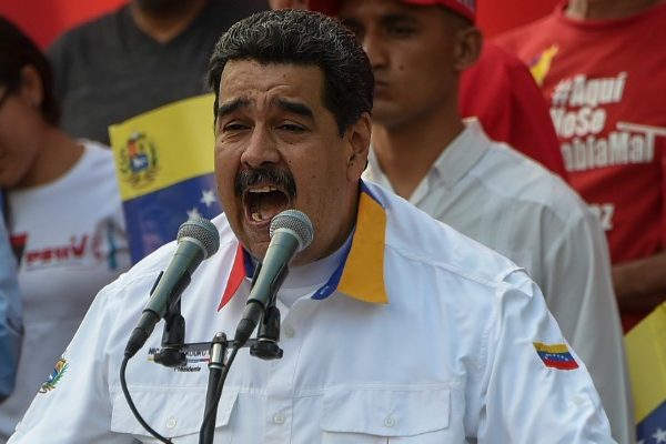 Maduro responde a sanciones con la promesa de seguir con los CLAP