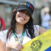 Venezolanos se concentran en varias ciudades para esperar el regreso de Guaidó