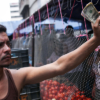 Ante el creciente uso de dólares en efectivo: Comerciantes carecen de billetes para dar cambios