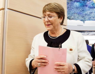 Bachelet denuncia que se agrava crisis sanitaria en Venezuela y pide levantamiento de sanciones internacionales