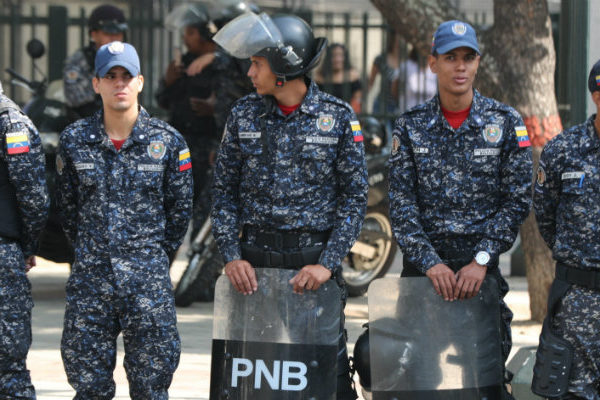 Refuerzan cierres de parroquias en Caracas, Miranda y La Guaira