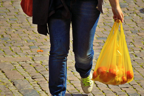 Nueva York, cerca de aprobar una ley para prohibir las bolsas plásticas